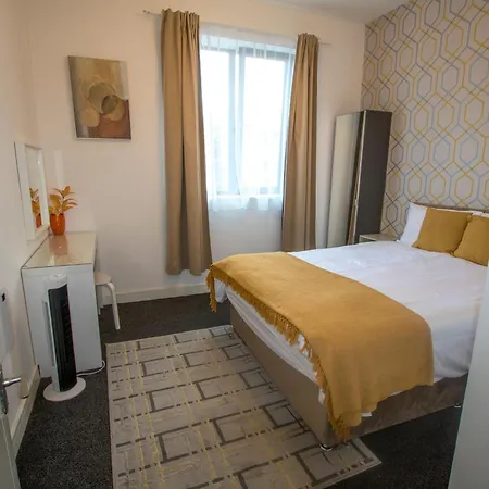 Ideal For Groups - Lovely 2 Bedroom Apartment - Free Parking, Transit Links, Close To Stadiums Manchester Extérieur photo